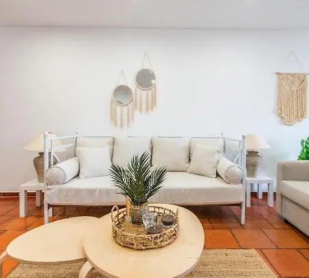 Διαμέρισμα Boho Αλμπουφέιρα